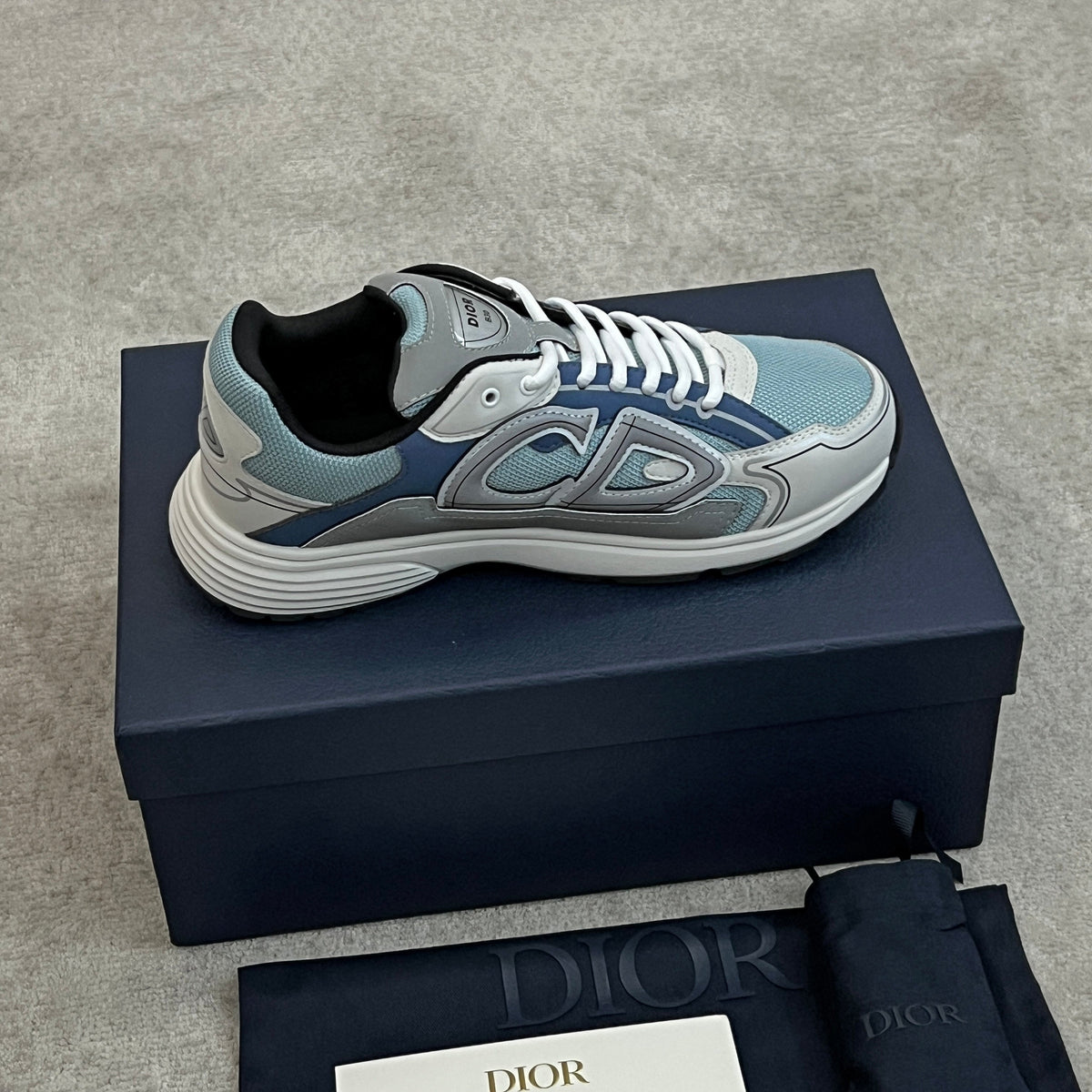 Sneakers B30