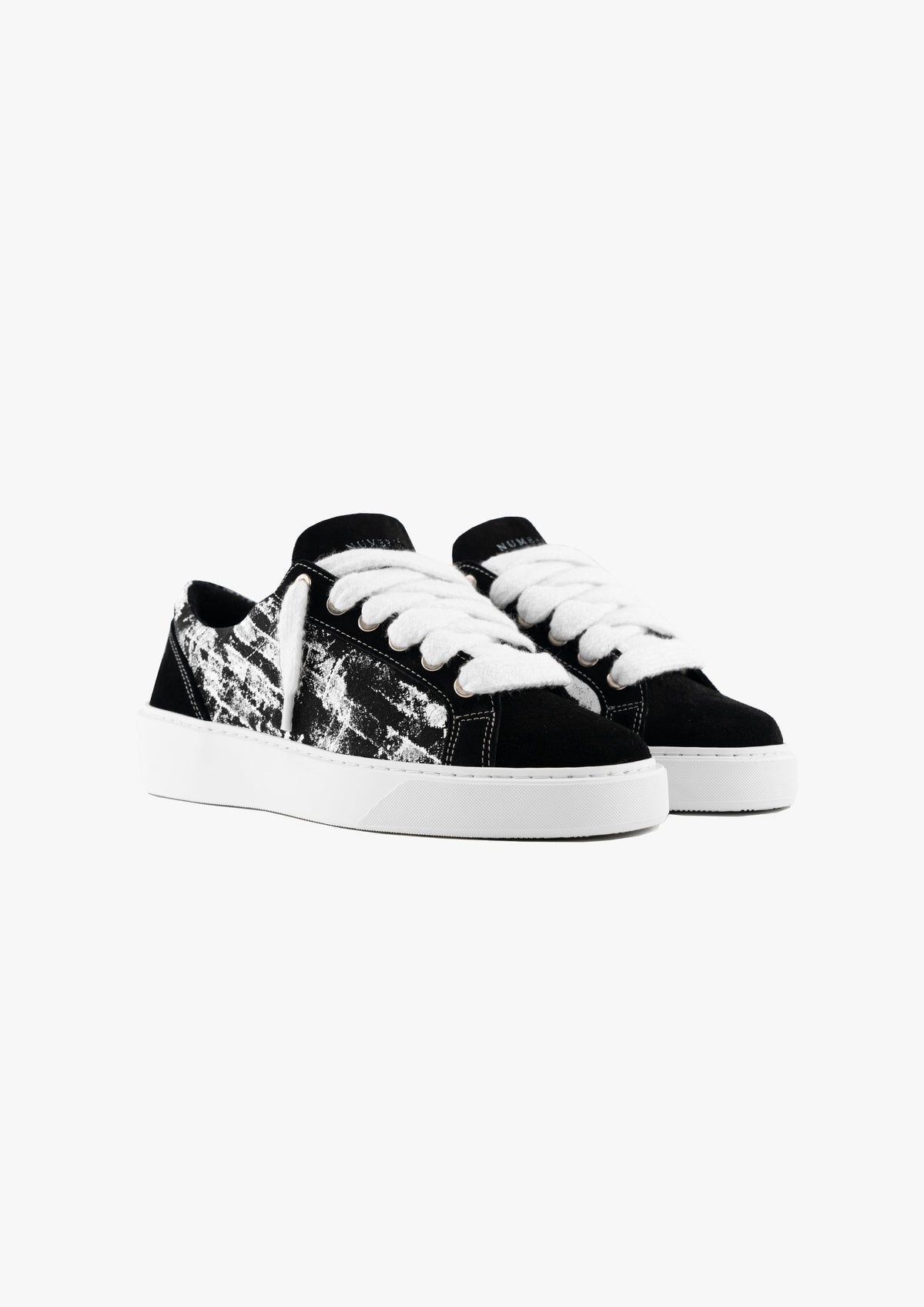 Signet - Chalk Black