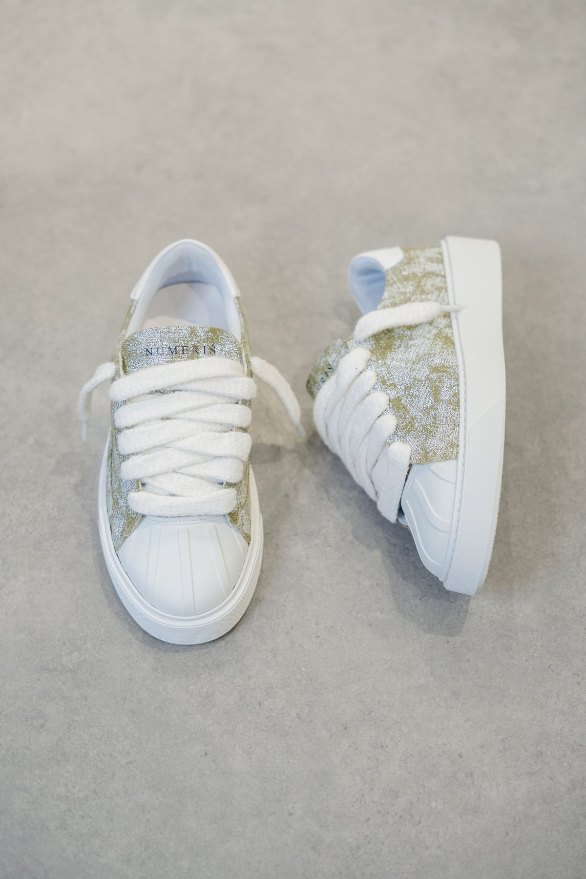 Eclipse - Khaki