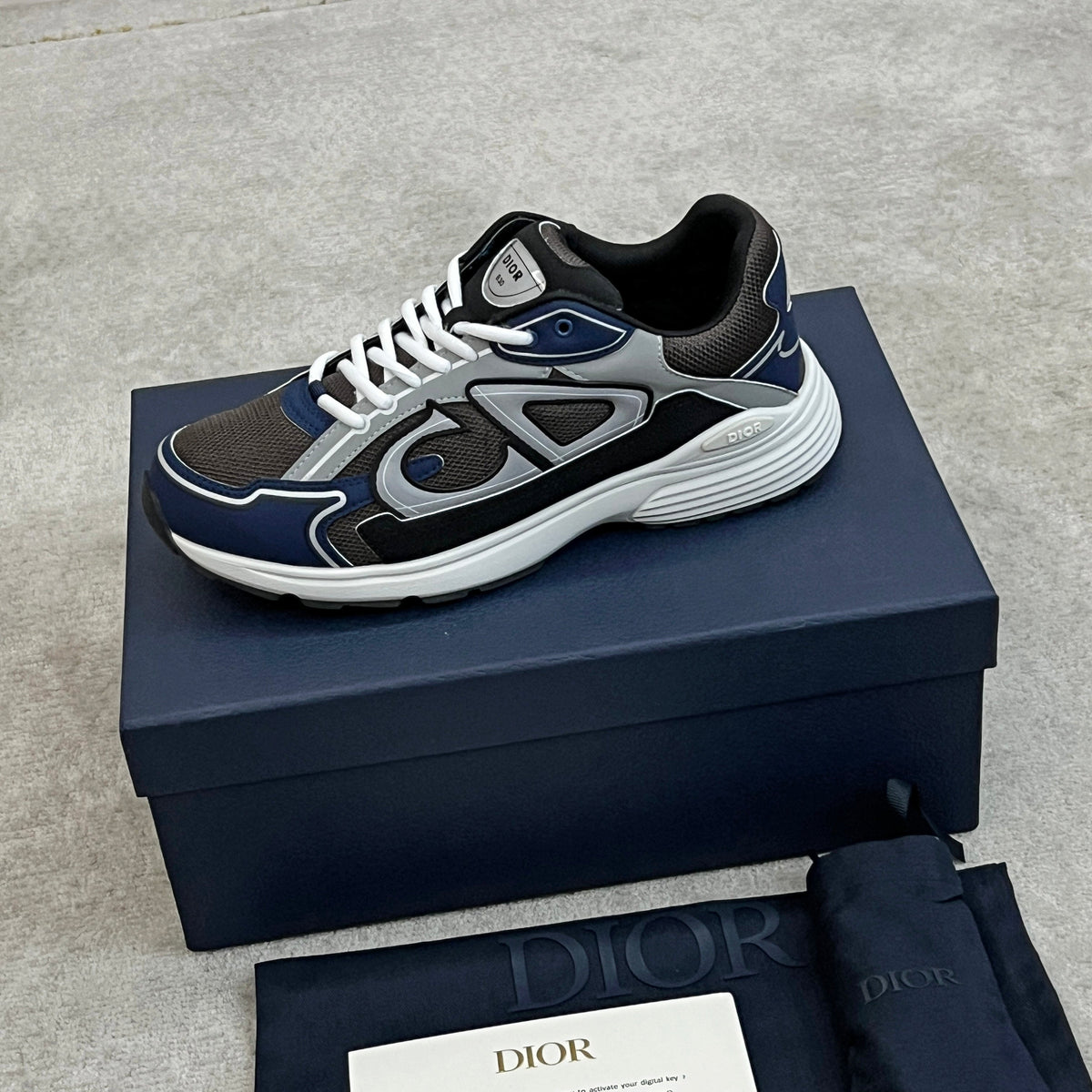 Sneakers B30