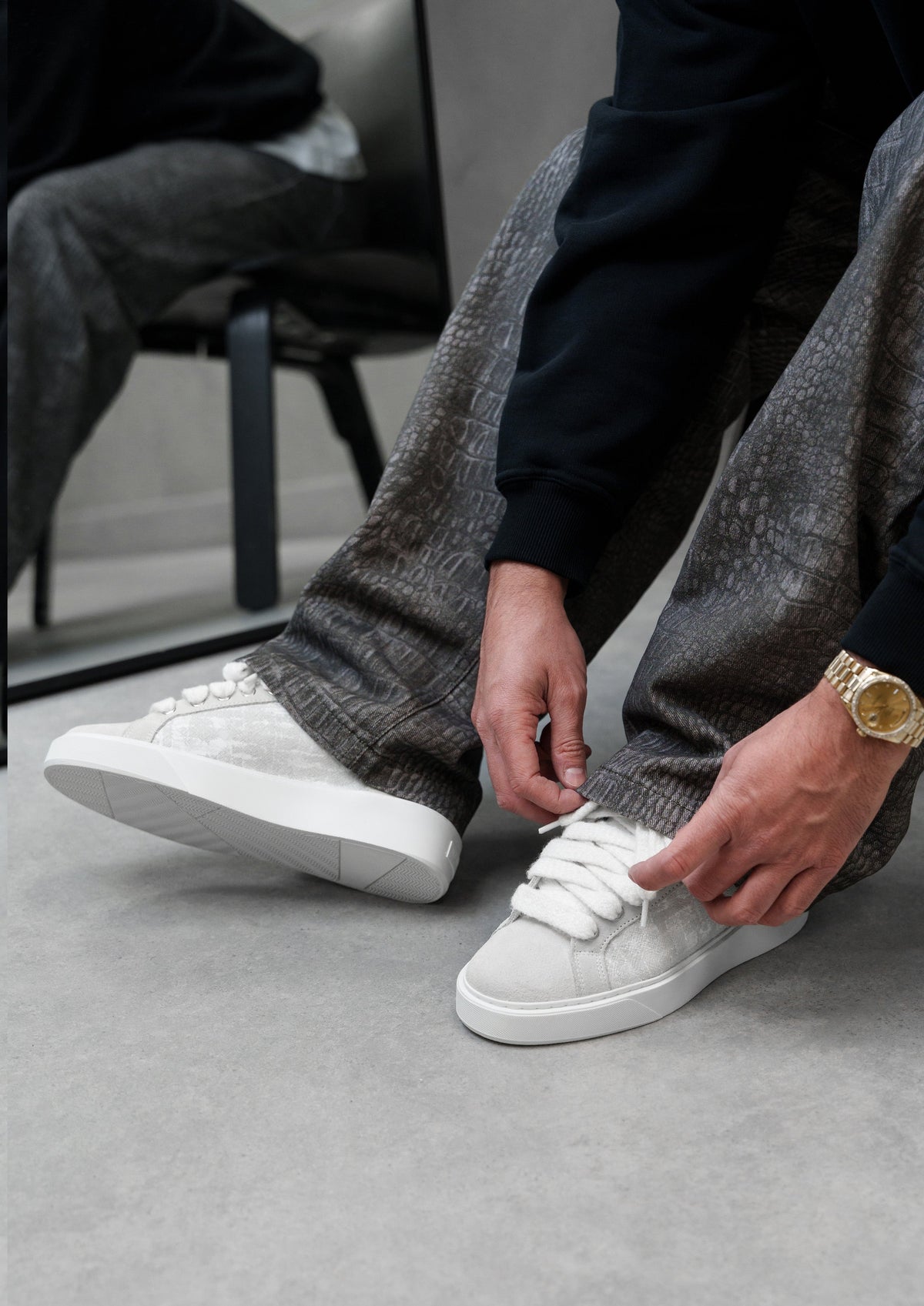 Signet - Chalk Grey
