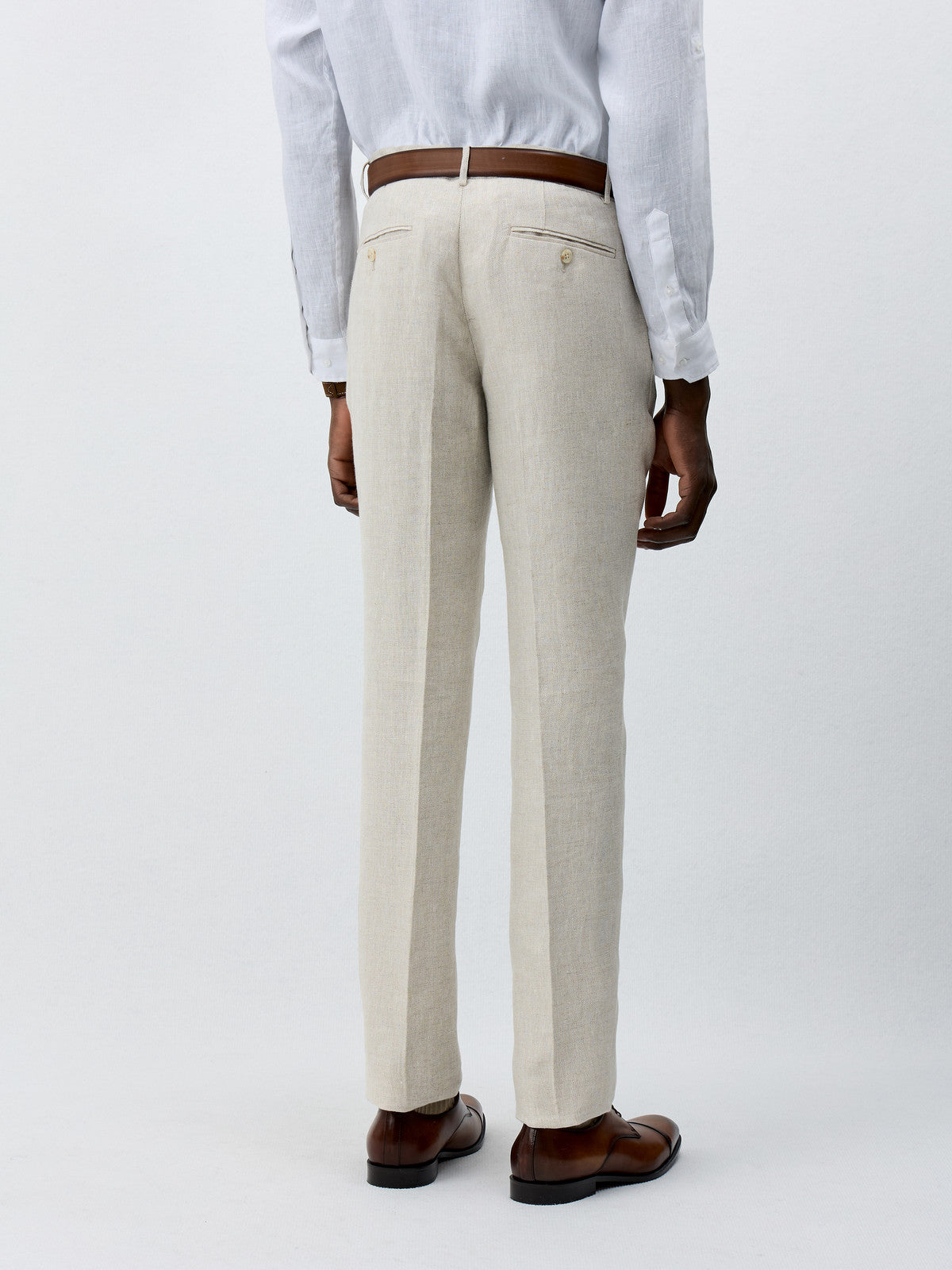 Pantalon de costume ajusté en lin beige